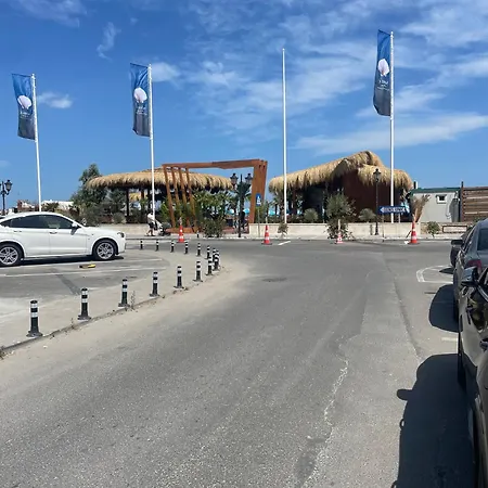 Cris Lägenhet Năvodari