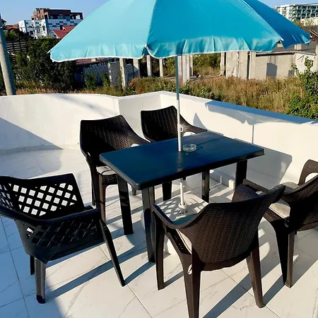 Lägenhet Cris Năvodari